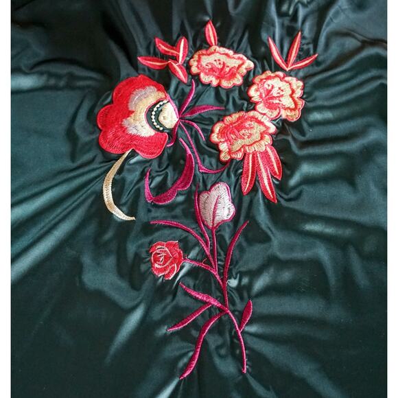 Rusttydustty Floral Embroidered Satin Kimono Robe 1XL Art Boho Witchy Retro Gown - Picture 4 of 16